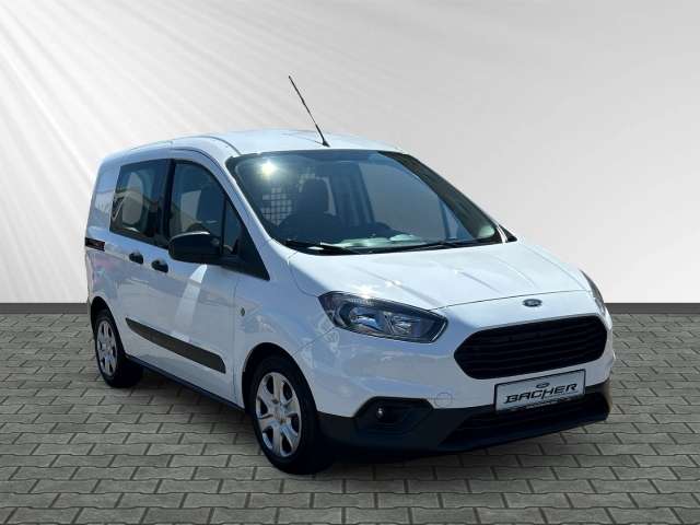 Fahrzeugbild eines Ford Transit Courier