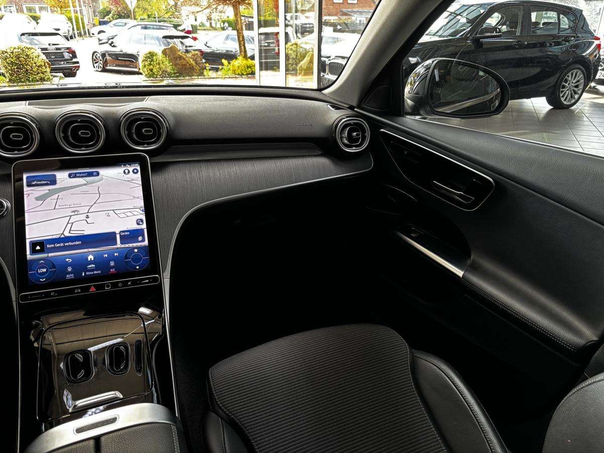 Fahrzeugbild eines Mercedes-Benz C-Klasse