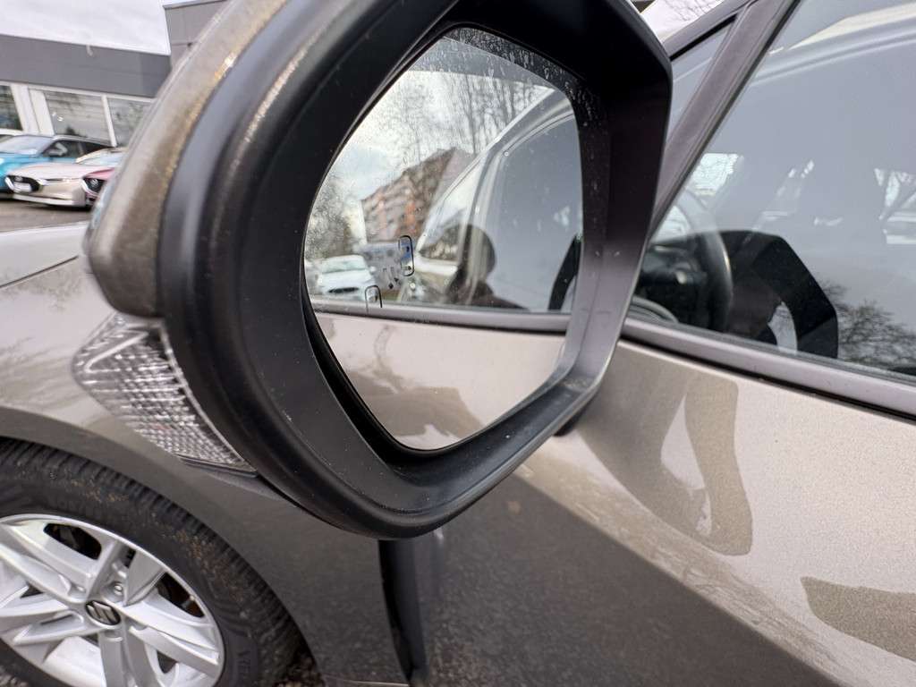 Fahrzeugbild eines Suzuki Swace