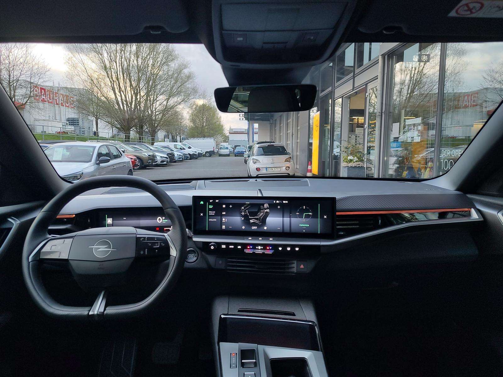 Fahrzeugbild eines Opel Grandland X