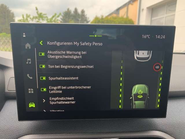 Fahrzeugbild eines Dacia Sandero
