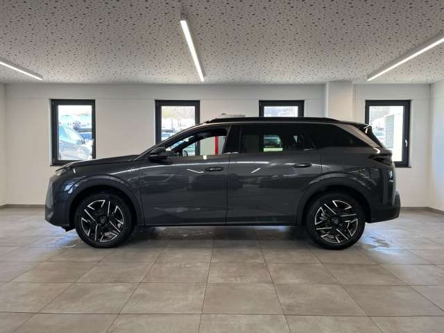 Fahrzeugbild eines Peugeot 5008