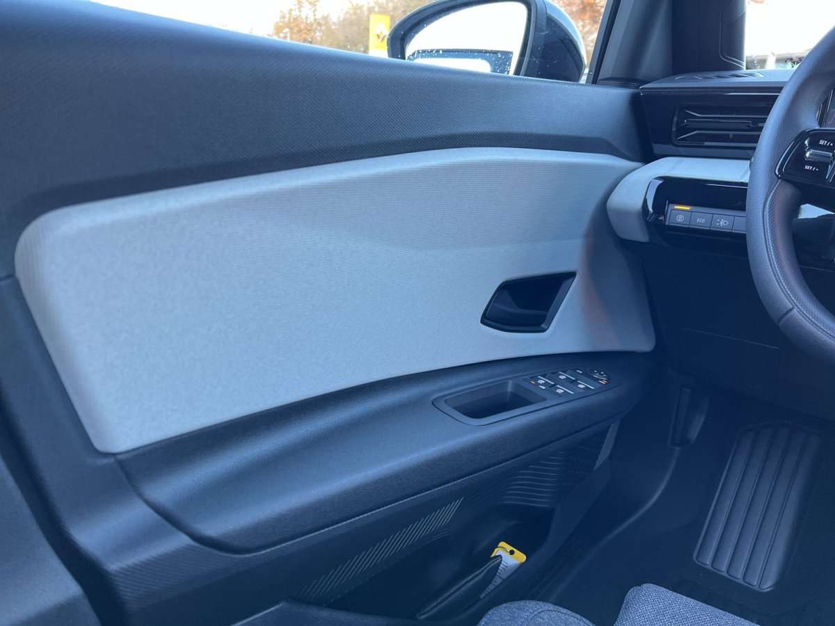 Fahrzeugbild eines Renault 5 E-TECH