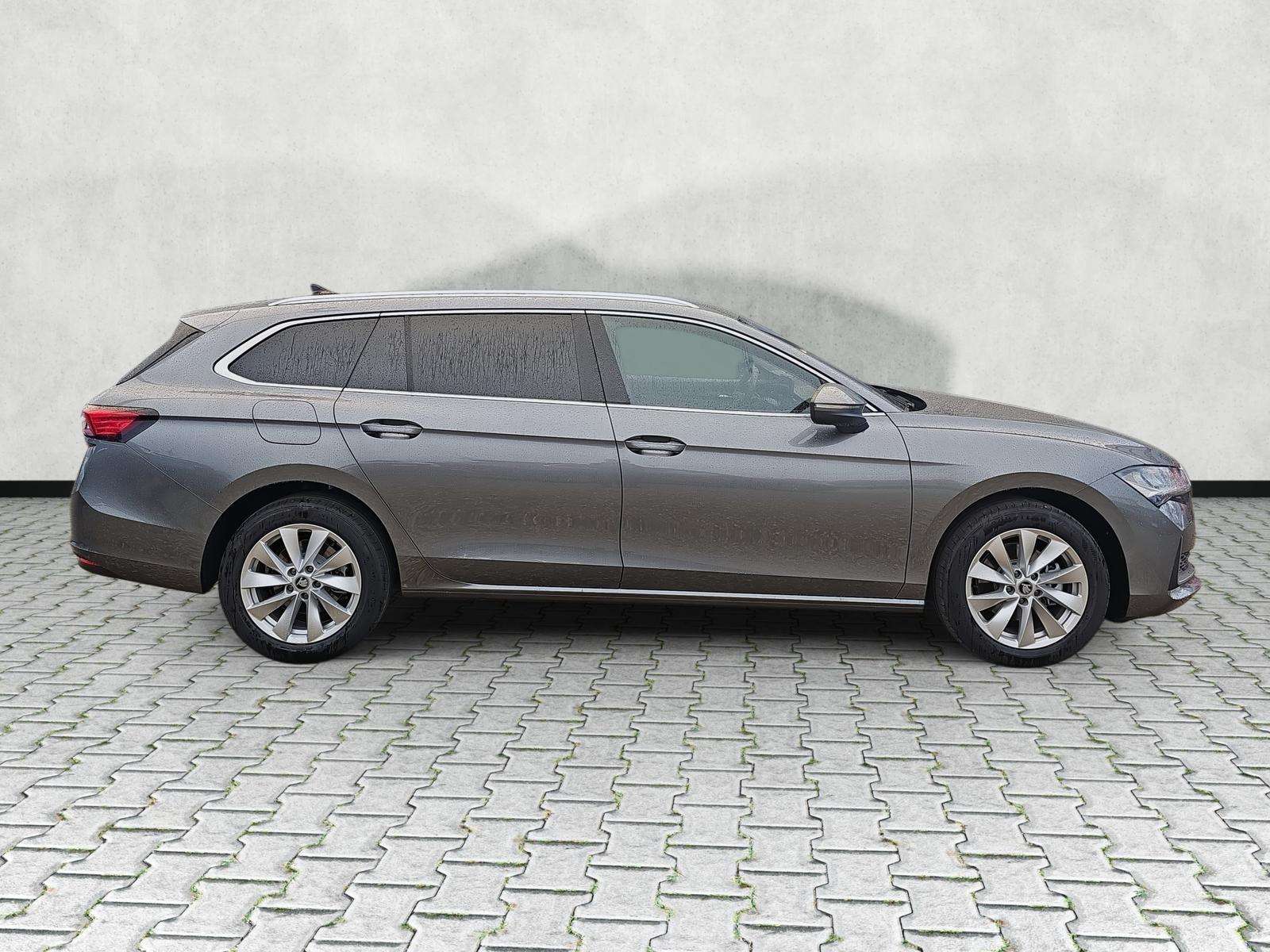 Fahrzeugbild eines Skoda Superb