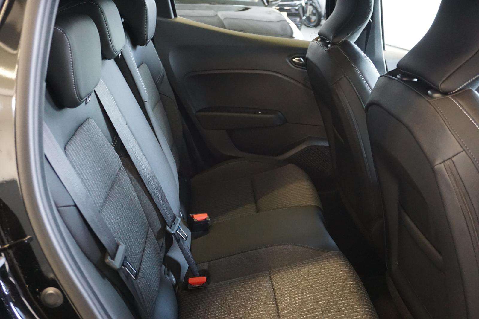 Fahrzeugbild eines Mitsubishi Colt