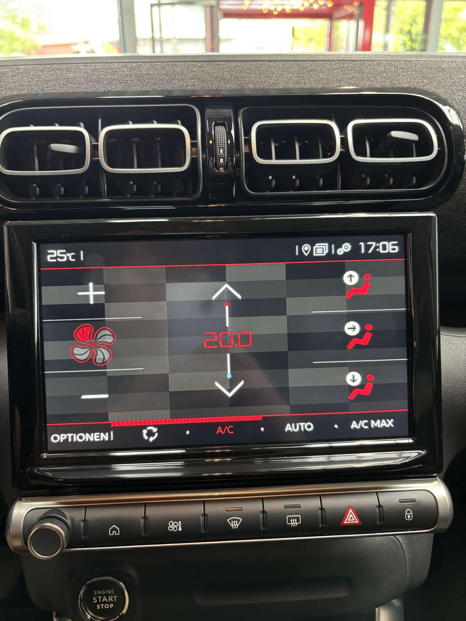Fahrzeugbild eines Citroën C3 Aircross