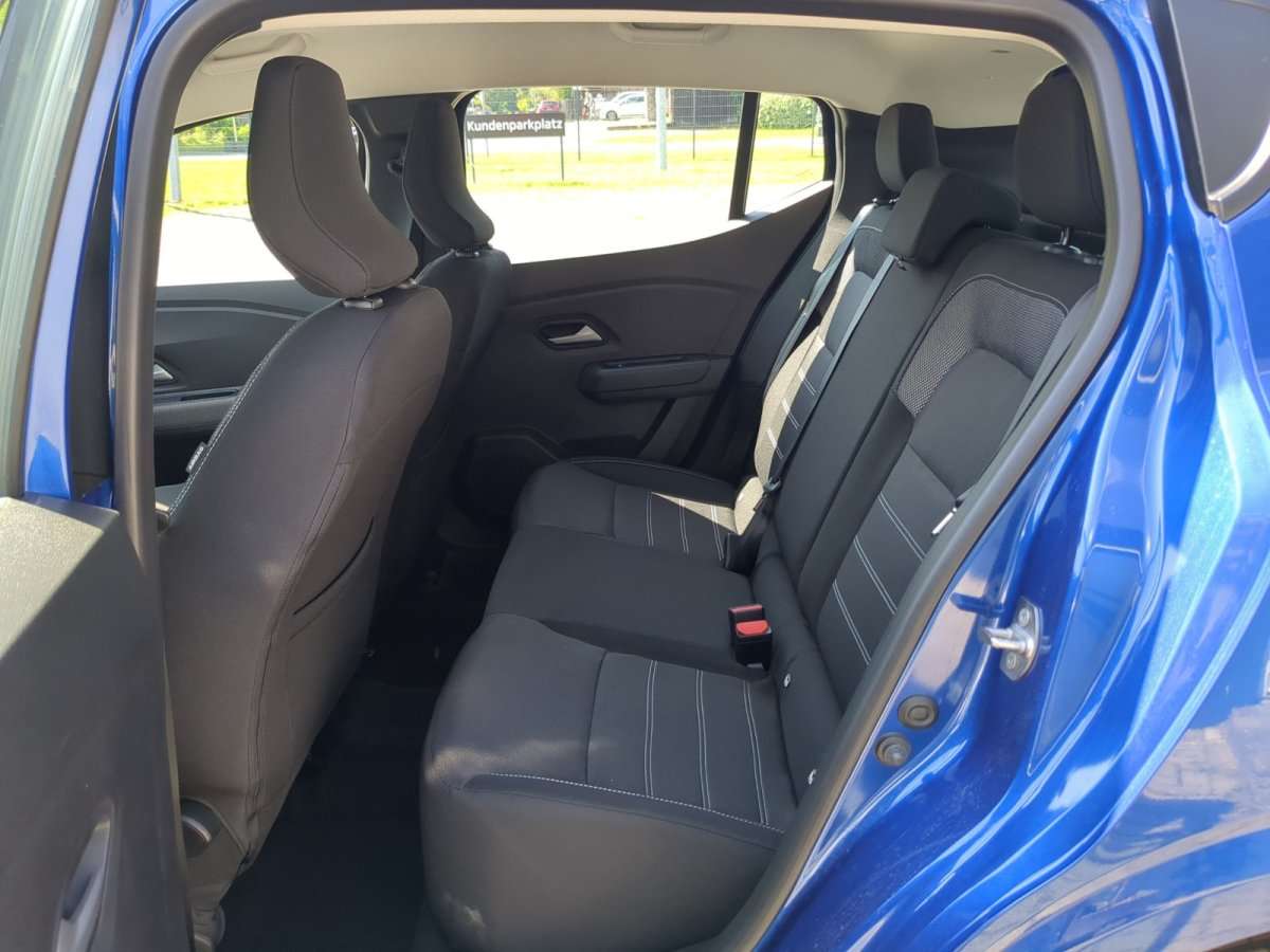 Fahrzeugbild eines Dacia Sandero