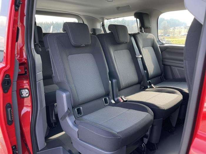 Fahrzeugbild eines Volkswagen Caravelle