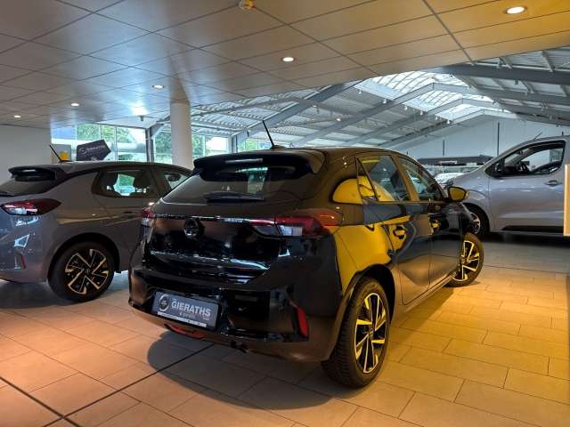 Fahrzeugbild eines Opel Corsa