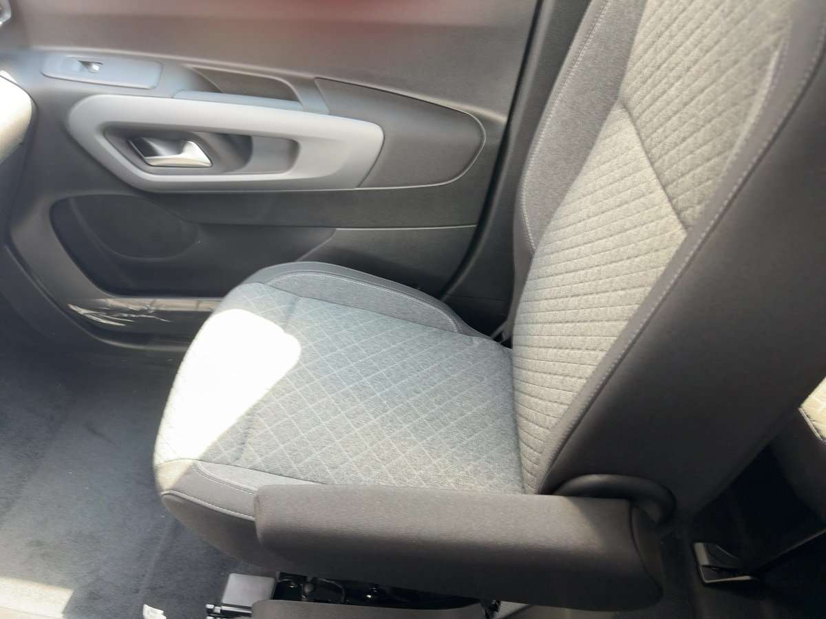 Fahrzeugbild eines Opel Combo