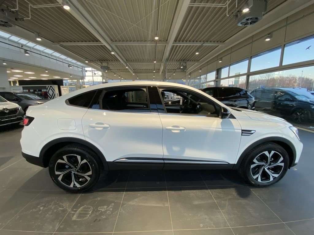 Fahrzeugbild eines Renault Arkana