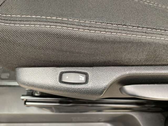 Fahrzeugbild eines Renault Trafic