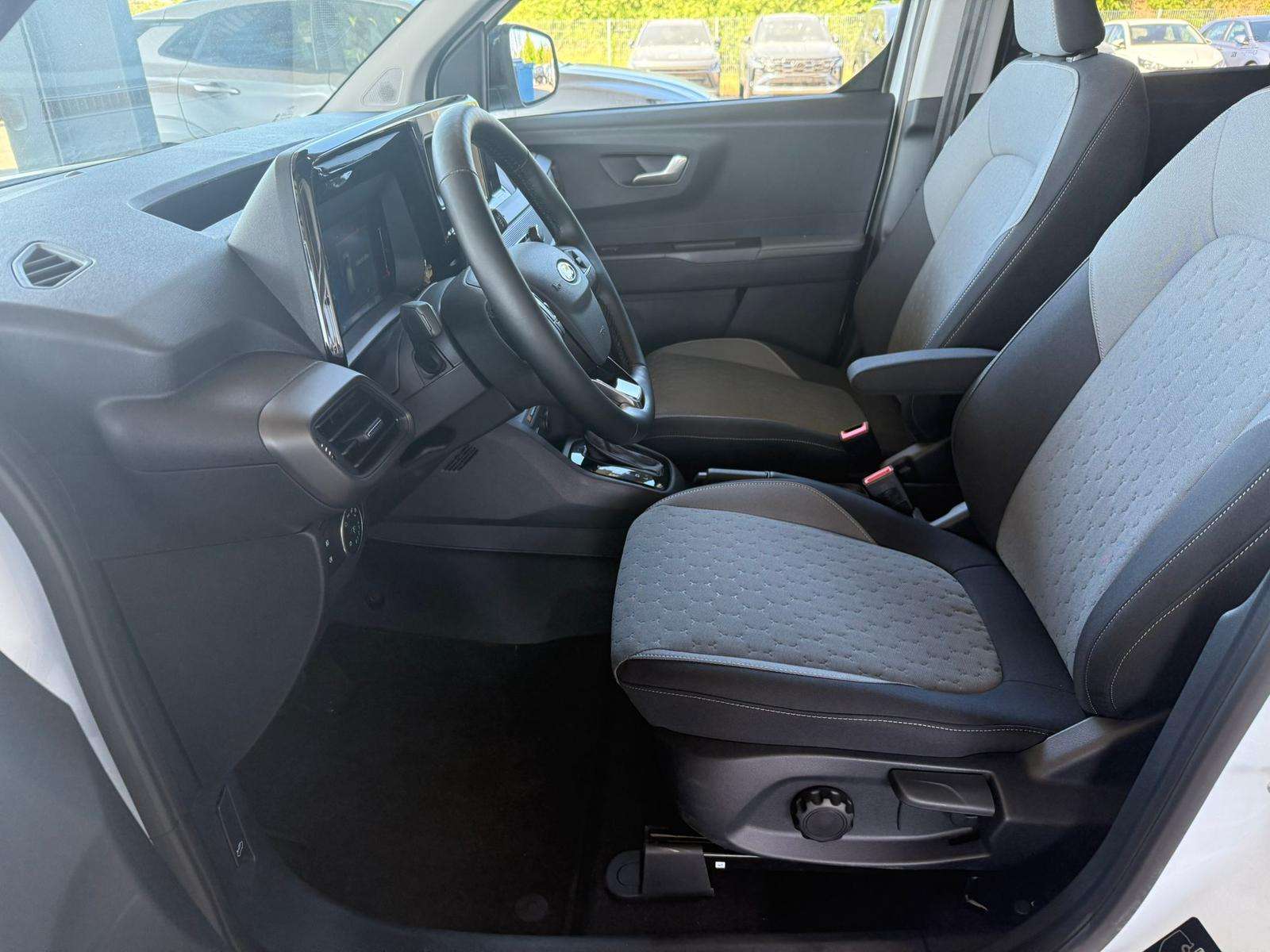 Fahrzeugbild eines Ford Tourneo Courier
