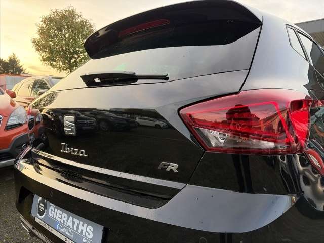 Fahrzeugbild eines SEAT Ibiza