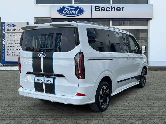 Fahrzeugbild eines Ford Tourneo Custom