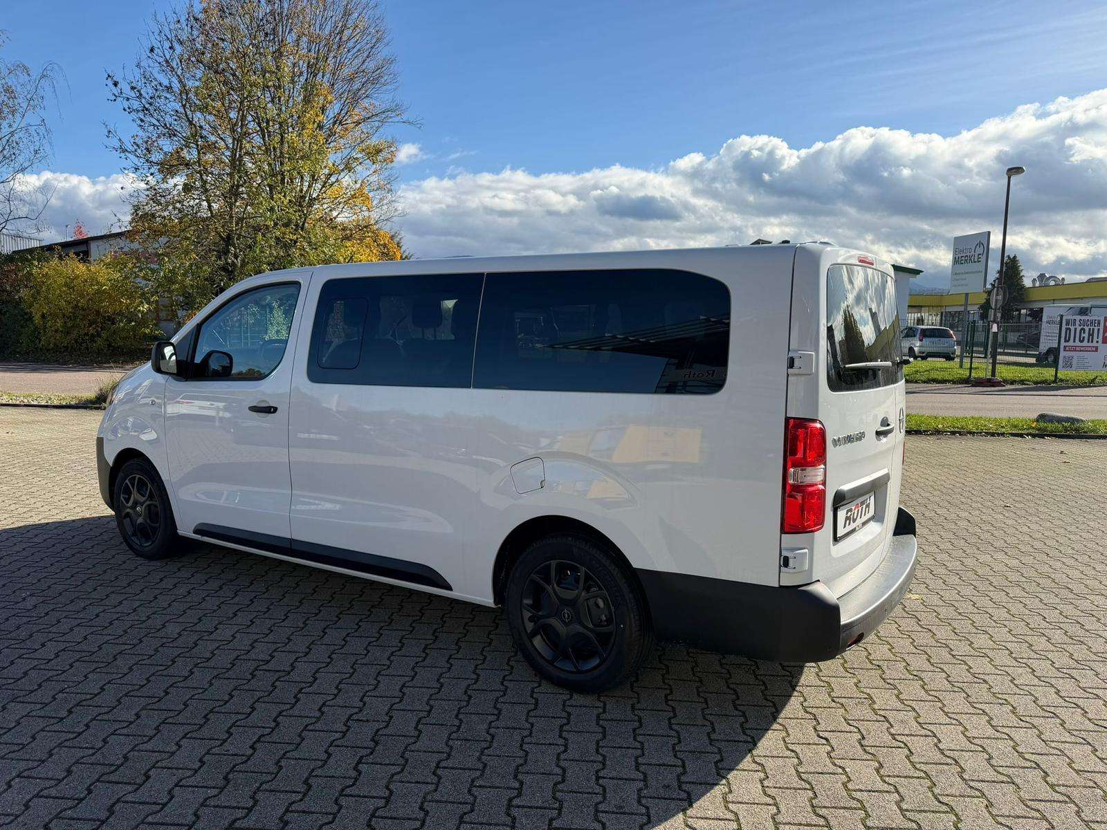 Fahrzeugbild eines Opel Vivaro