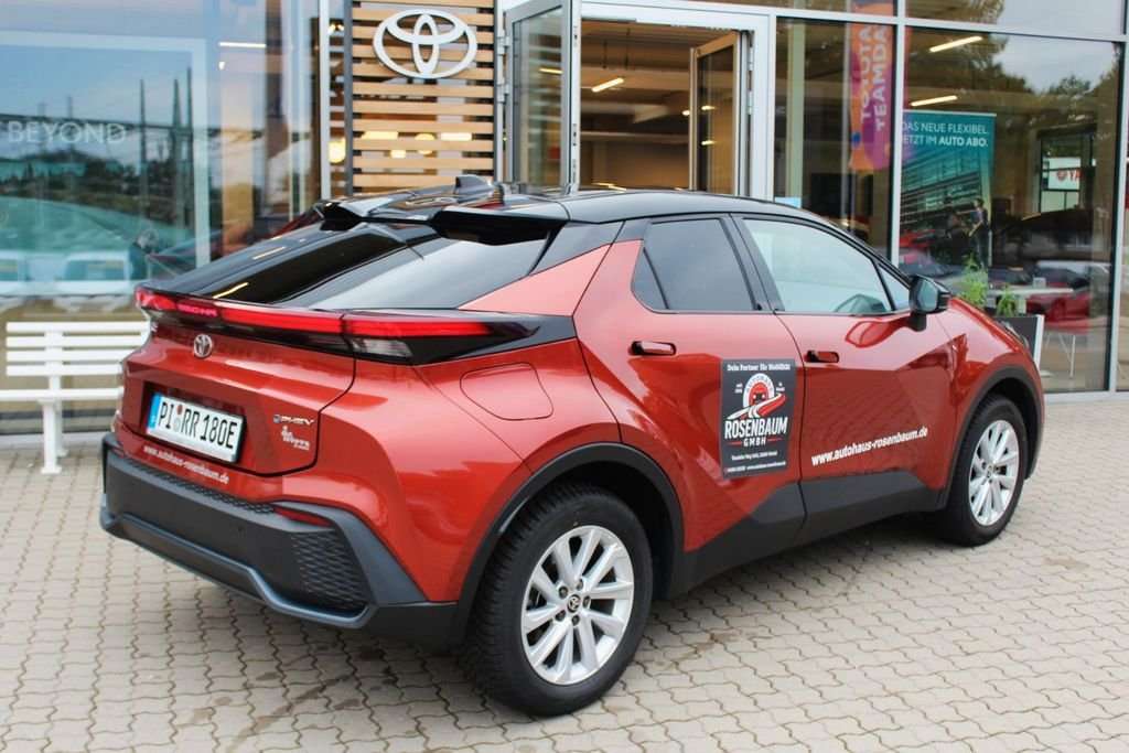 Fahrzeugbild eines Toyota C-HR