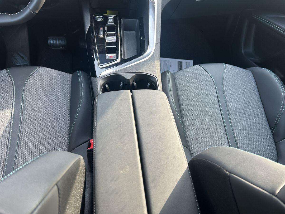 Fahrzeugbild eines Peugeot 3008