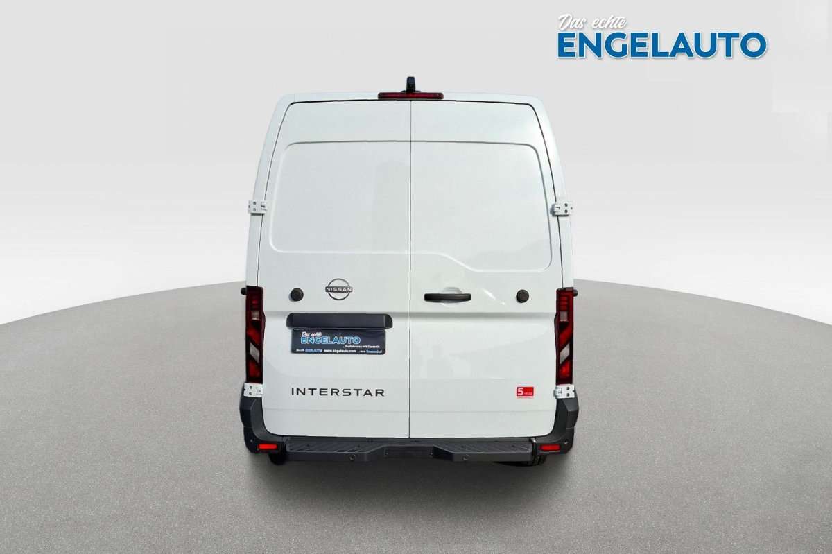 Fahrzeugbild eines Nissan Interstar