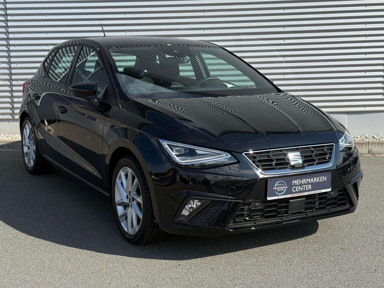 Fahrzeugbild eines SEAT Ibiza