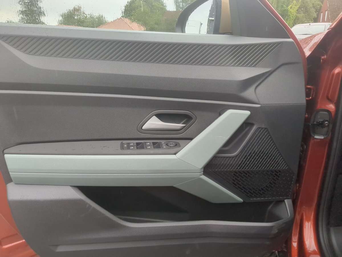 Fahrzeugbild eines Dacia Duster