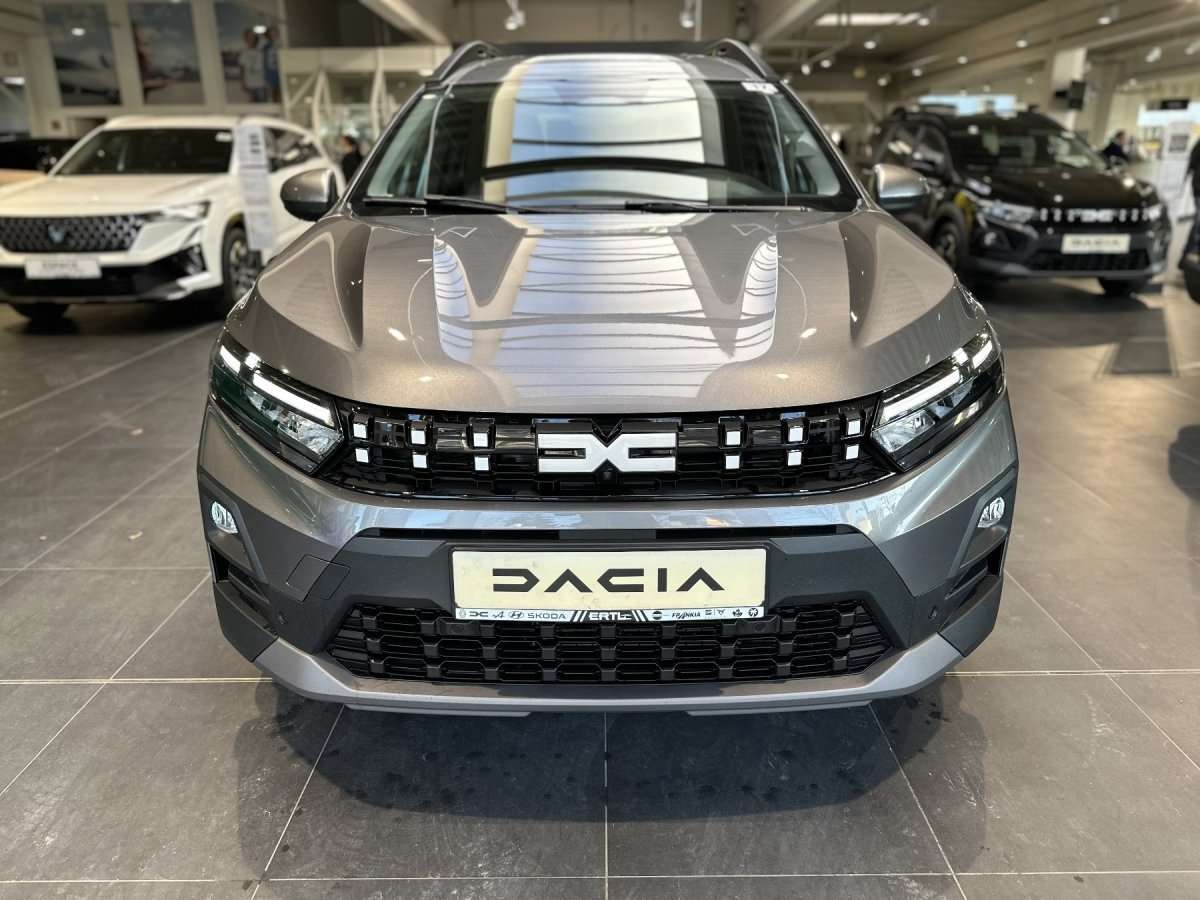 Fahrzeugbild eines Dacia Jogger