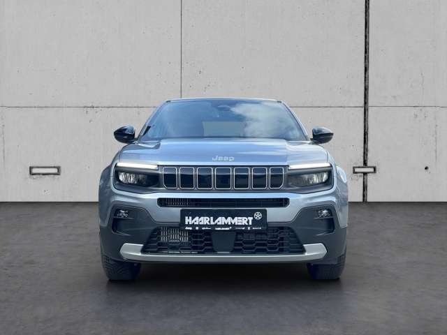 Fahrzeugbild eines Jeep Avenger