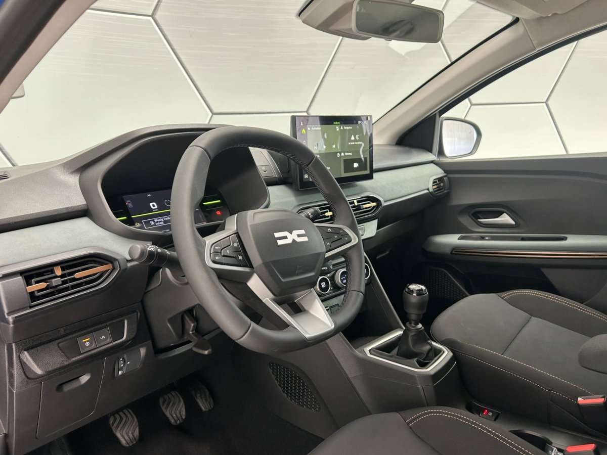 Fahrzeugbild eines Dacia Sandero
