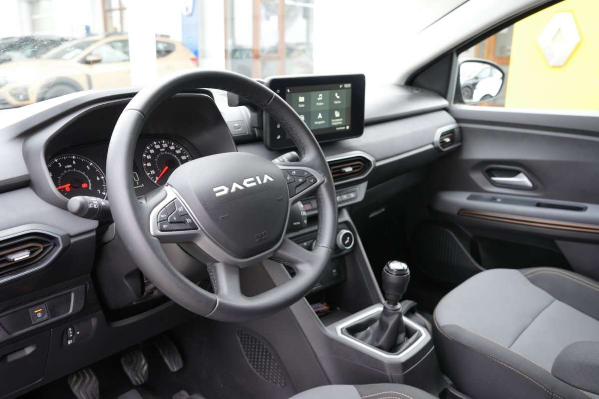 Fahrzeugbild eines Dacia Jogger