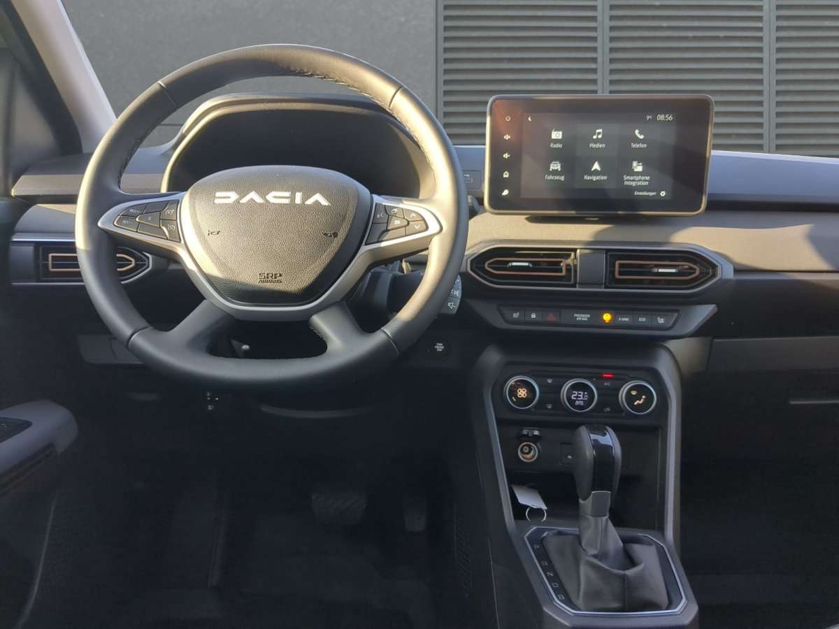 Fahrzeugbild eines Dacia Jogger