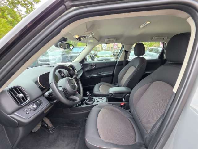 Fahrzeugbild eines MINI Countryman