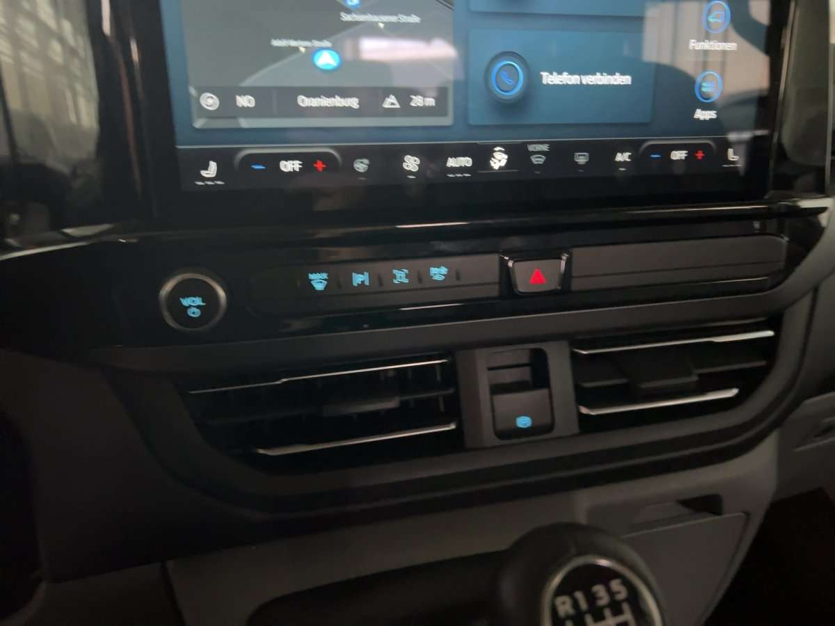 Fahrzeugbild eines Ford Tourneo Custom