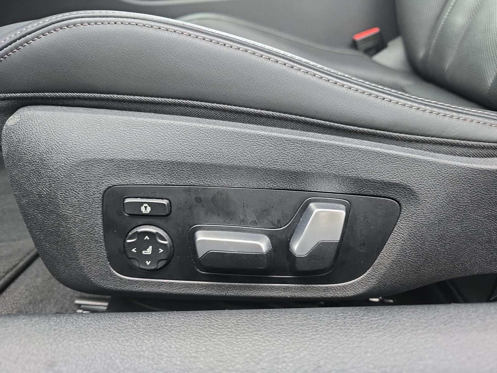 Fahrzeugbild eines BMW 8er-Reihe