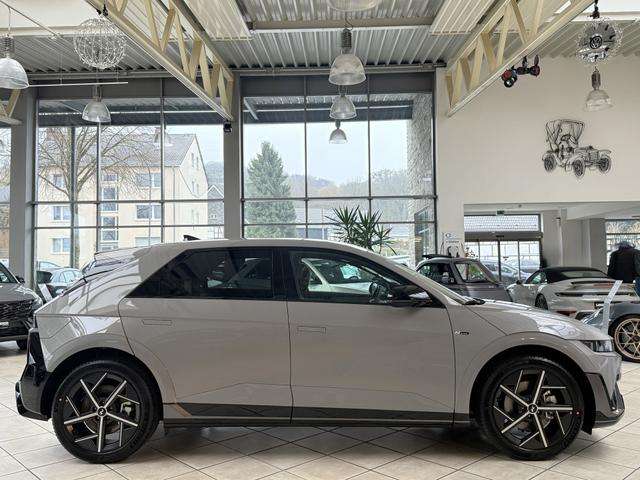 Fahrzeugbild eines Hyundai IONIQ