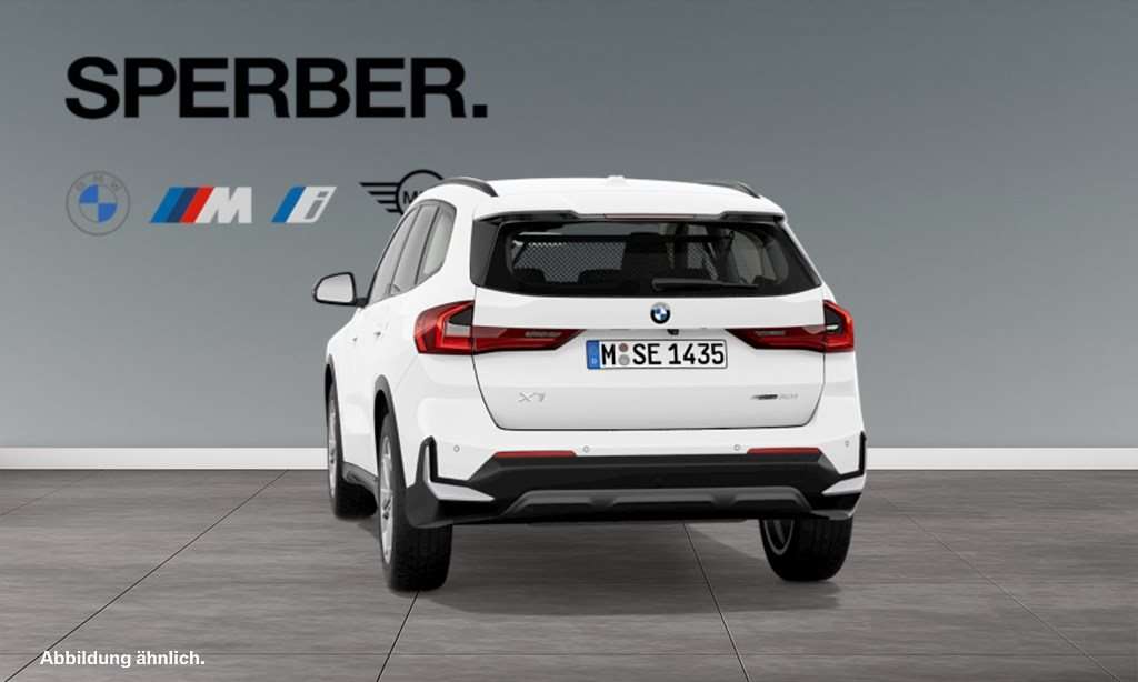 Fahrzeugbild eines BMW X1