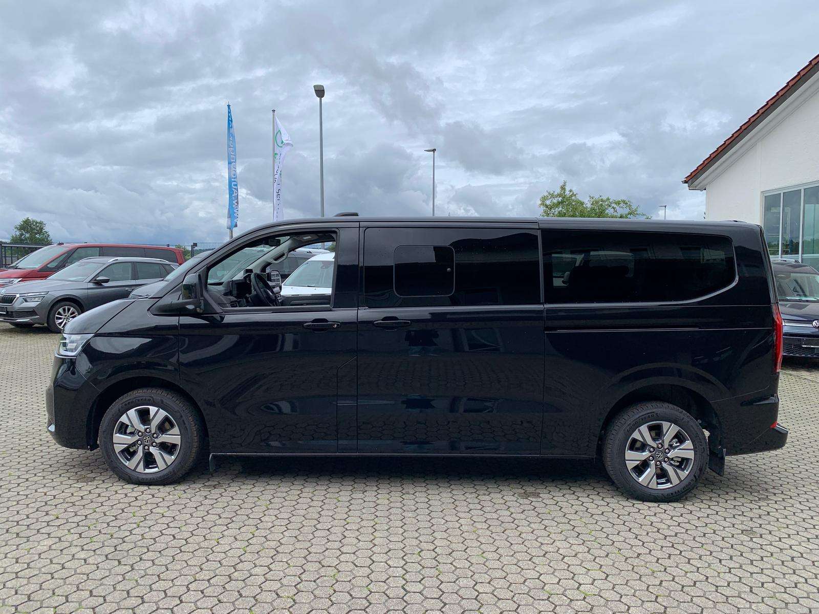 Fahrzeugbild eines Volkswagen Caravelle