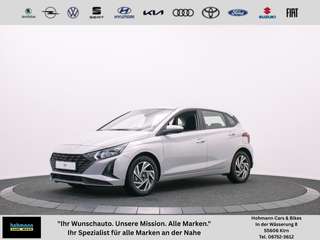 Schräge Frontansicht auf einen Hyundai i20 , freigestellt