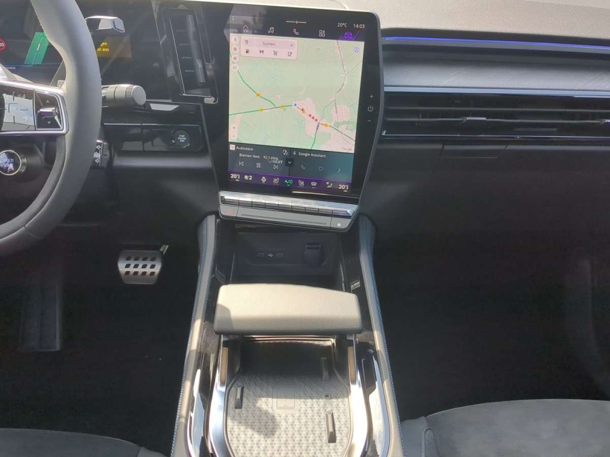 Fahrzeugbild eines Renault Rafale