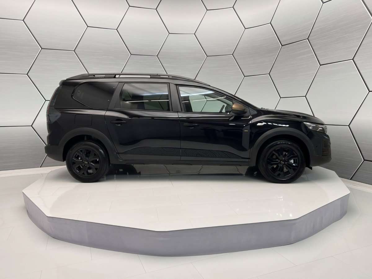 Fahrzeugbild eines Dacia Jogger