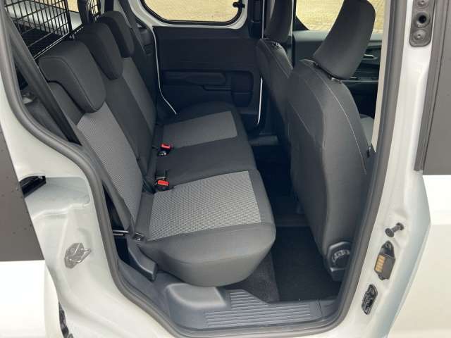 Fahrzeugbild eines Ford Transit Courier