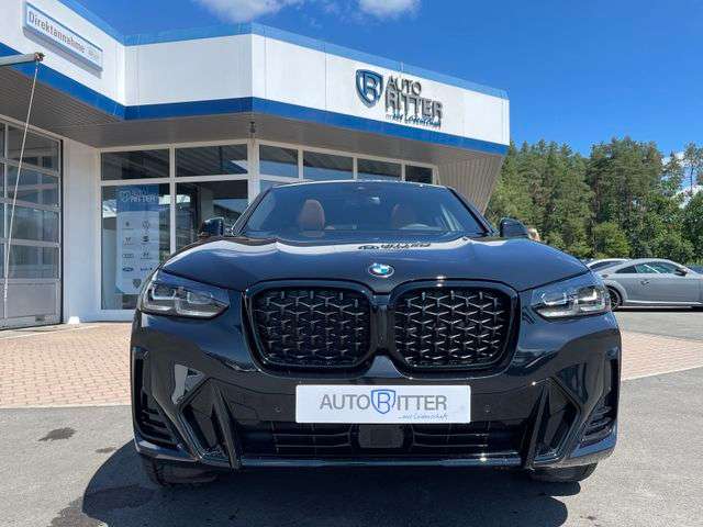 Fahrzeugbild eines BMW X4