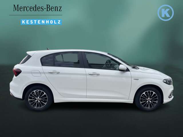 Fahrzeugbild eines Fiat Tipo