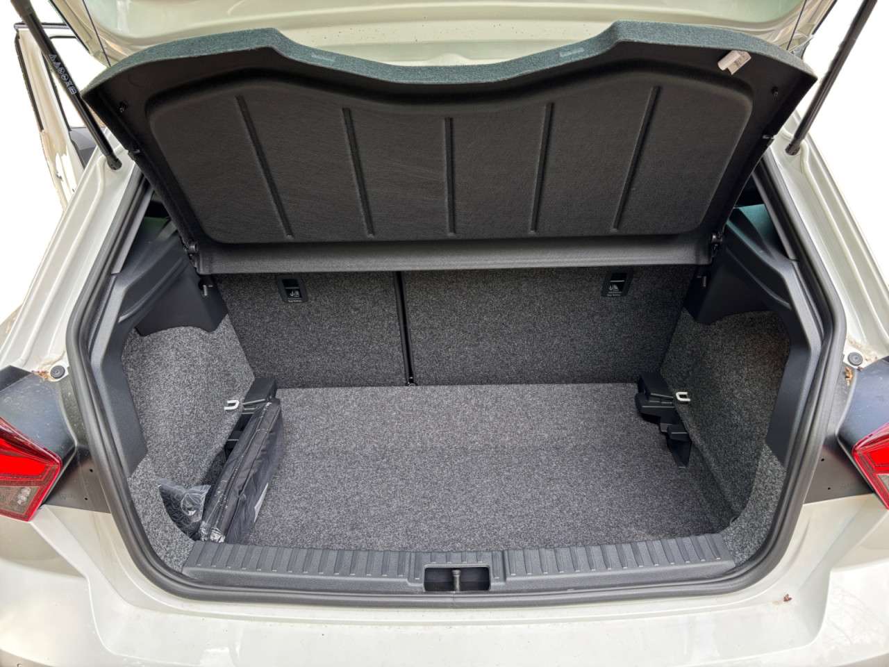 Fahrzeugbild eines SEAT Ibiza
