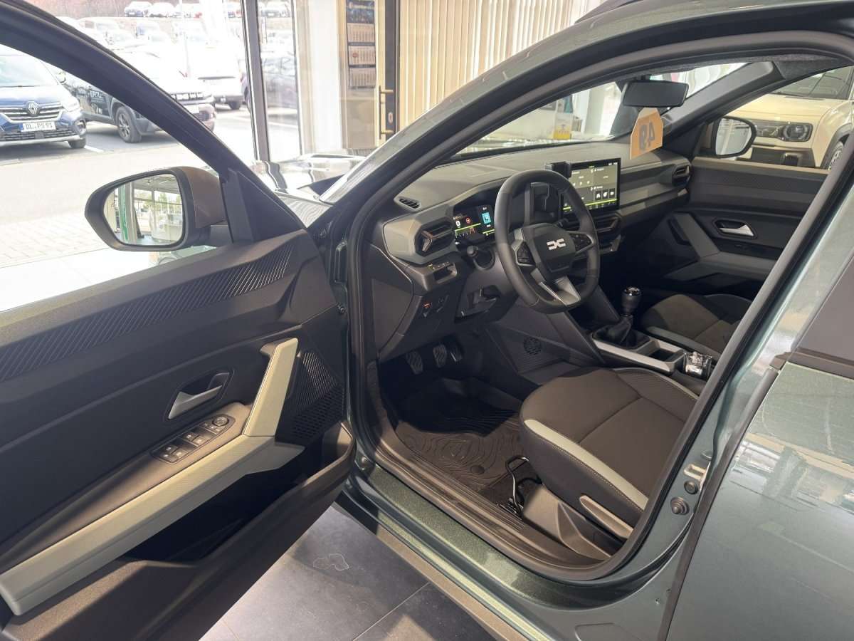 Fahrzeugbild eines Dacia Bigster