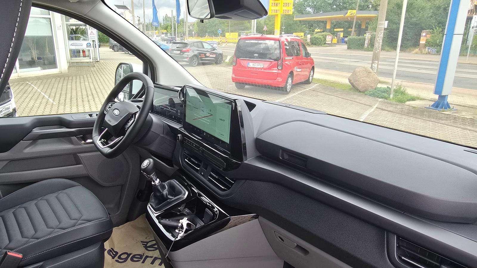 Fahrzeugbild eines Ford Tourneo Custom