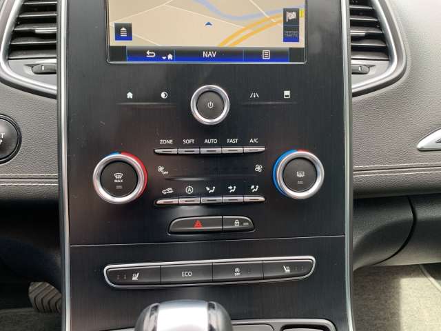 Fahrzeugbild eines Renault Scénic