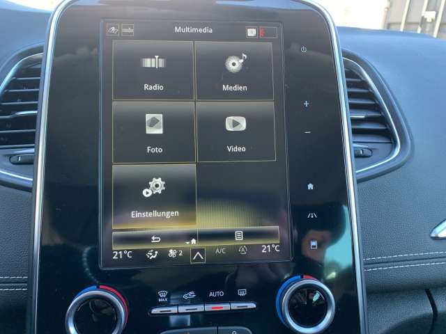 Fahrzeugbild eines Renault Grand Scénic