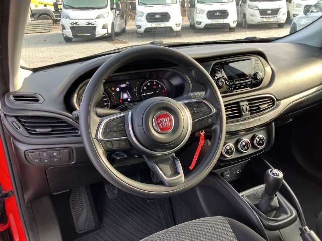 Fahrzeugbild eines Fiat Tipo