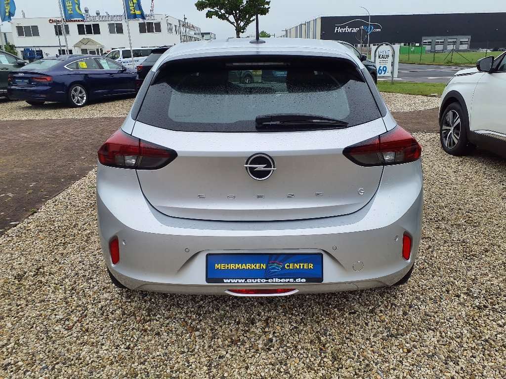 Fahrzeugbild eines Opel Corsa