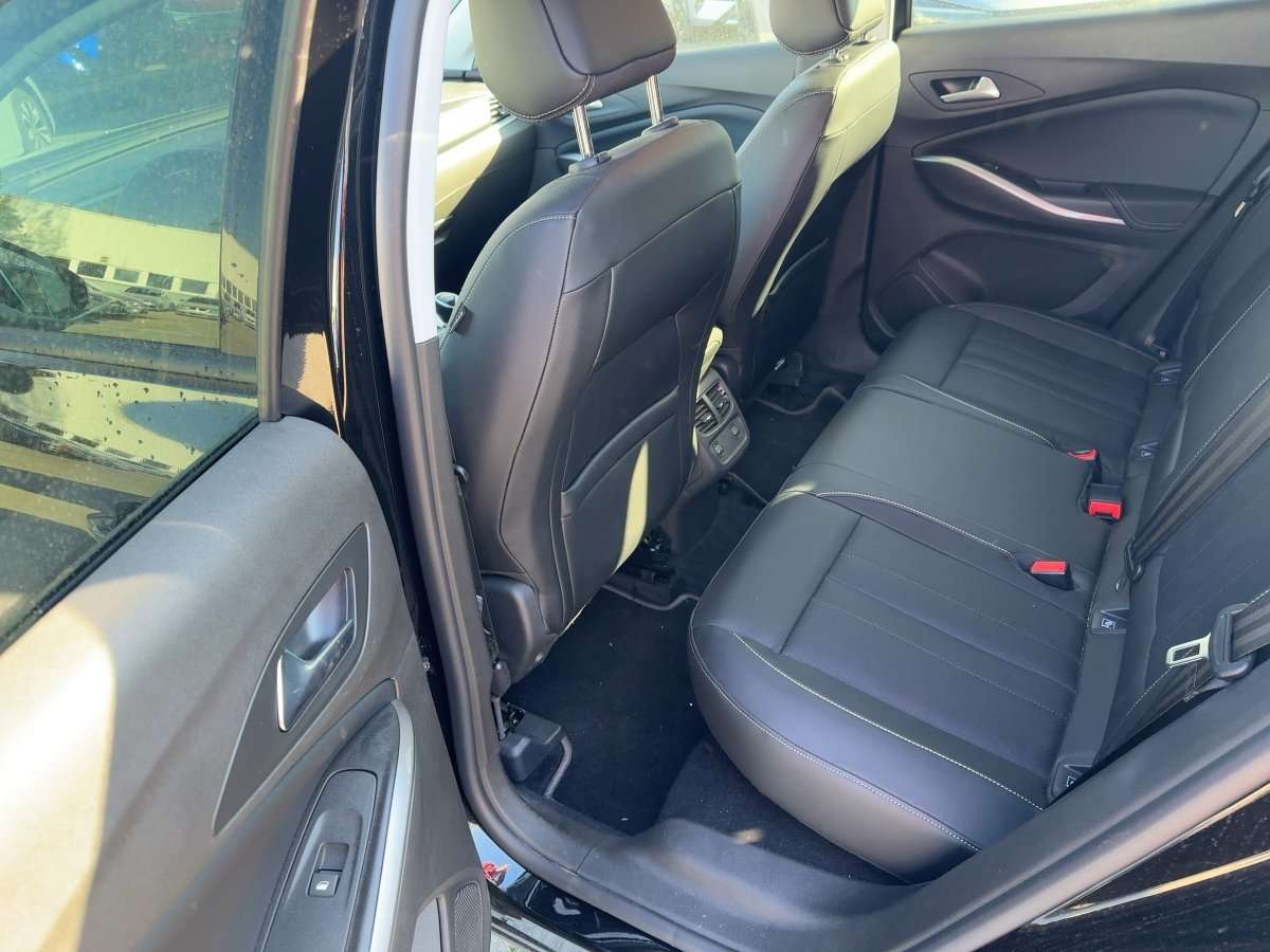 Fahrzeugbild eines Opel Grandland X